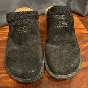 UGG lined wedge mule size 9